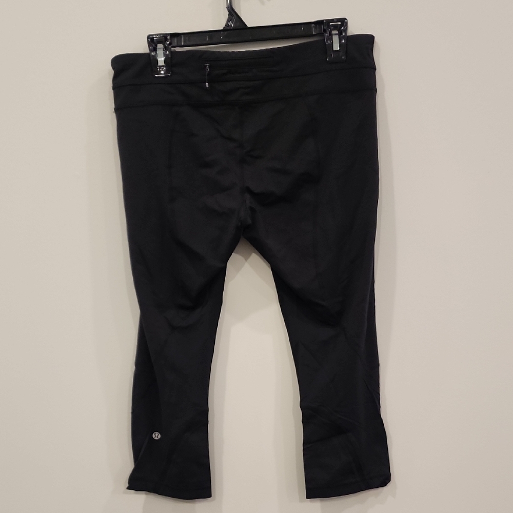 Lululemon Athletica Black Capris